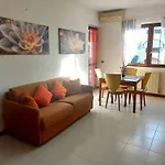 Per Vacanze A Apartment *